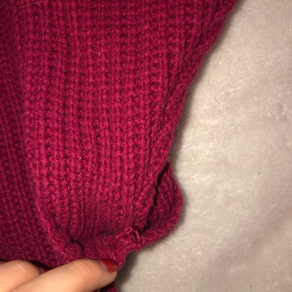 red american eagle turtleneck sweater - Picture 2 of 4